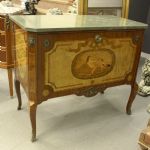 892 8311 CHEST OF DRAWERS